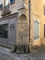 Kratzsteine, Altstadt von Le Mans