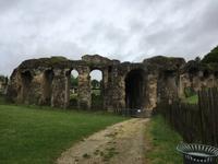 Reste des römischen Amphitheaters von Saintes