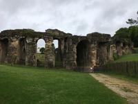 Reste des römischen Amphitheaters von Saintes