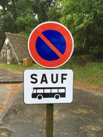 Nichts falsch zu verstehen: AUSSER REISEBUS