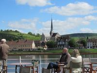 Wir fahren von den Andelys weg