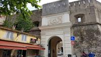 Korsika, Bastia, Festungseingang