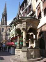 Obernai, Sechseimer.Brunnen
