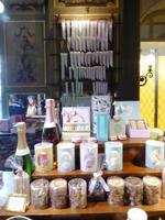 46BeiLaduréeAufDenChampsElysées