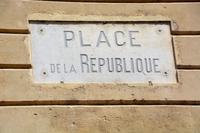zum Place de la Republique
