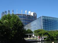 Strasbourg - Fahrt auf der Ill, EU - Viertel