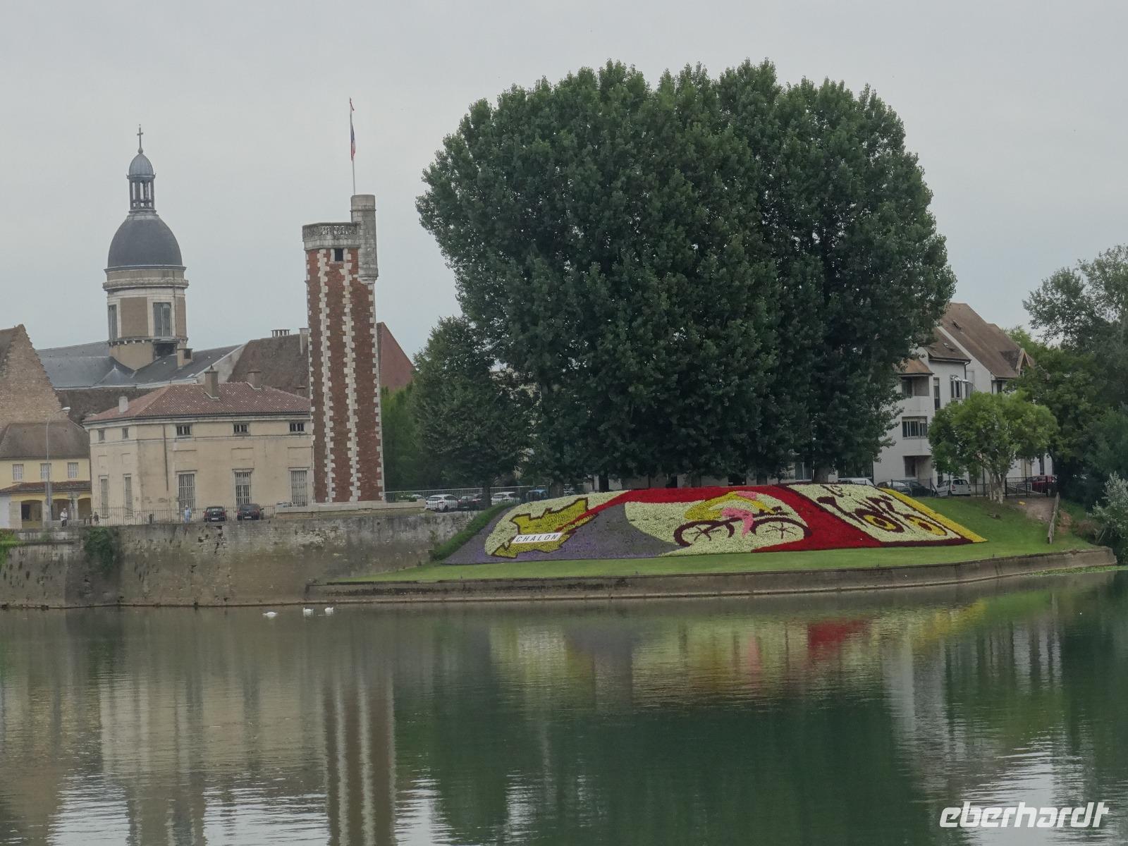 Chalone-sur-Saone - die Insel Saint Laurent mit Doyenne-Turm