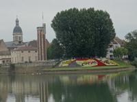 Chalone-sur-Saone - die Insel Saint Laurent mit Doyenne-Turm