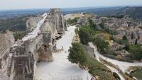 Les Baux, Burg und Dorf