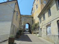 Felsentor in Bourg an der Gironde