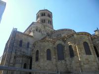 Kathedrale St. Austremoine von Issoire - eine Hauptkirche der auvergnatischen Bauschule