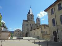 Cluny - heutige Kirche aus dem Querschiff der einstigen Klosterkirche