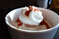 Paris Tag 4 Abendessen auf dem Eiffelturm, Pavlova Croquante