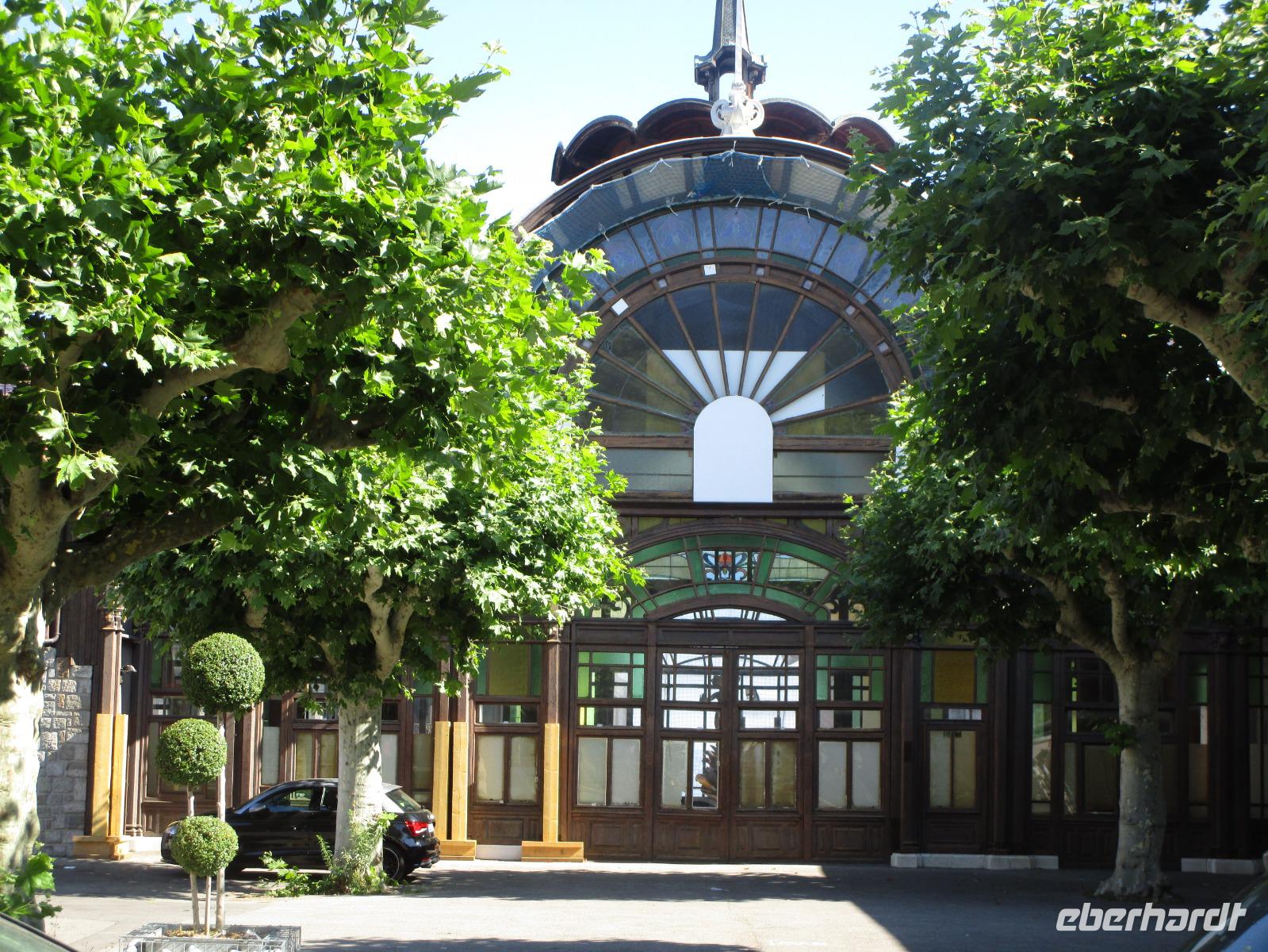 Evian. Trinkhalle Cachet