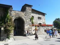 Yvoire. Porte de Rovorée