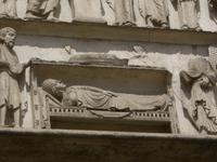 Chartres. Rechtes westportal (Detail). Marie im Wiochenbett