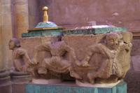 St. Malò, Kathedrale, Taufbecken