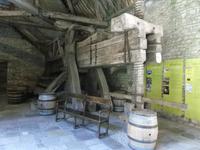 Historische Weinpresse im Clos Vougeot