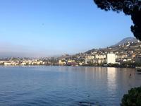 Blick auf Montreux vom Seeufer, Traumstadt am Genfer See