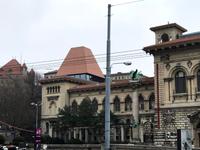 Place Riponne, zwischen Alt und Neustadt Lausanne mit Museumspalast Rumine