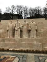 Die vier bedeutendsten Genfer Reformatoren im Zentrum der Reformationswand