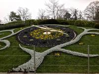 Blumenuhr Genf am See, eine der Atrraktionen genfs: Mit Sekundenzeiger!