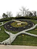 Blumenuhr Genf am See