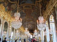 Im Spiegelsaal von Versailles
