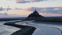 Mont-St-Michel, Der Abteiberg im Abendlicht