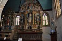 prächtiger Inneraum der Kirche von Guimiliau