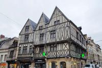 Dijon. Les trois visages