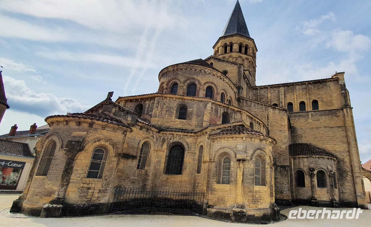 Der Umgangschor von Paray-le Monial III orientiert sich an Cluny