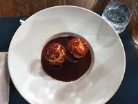 Johannisbeeren-Profiterolles