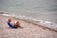 Mußestunde auf den Kieseln von Etretat