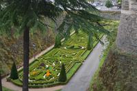 Barocke Gartenanlage vor dem Schloss von Angers