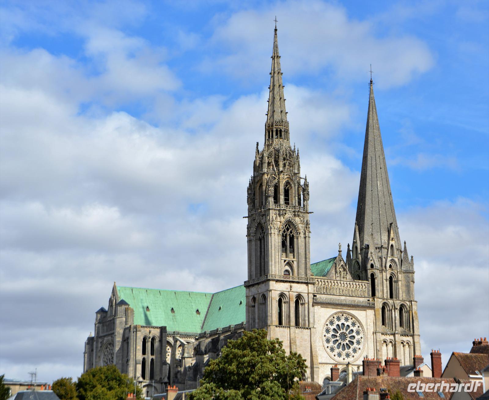 Blick auf die Kathedrale von Chartres