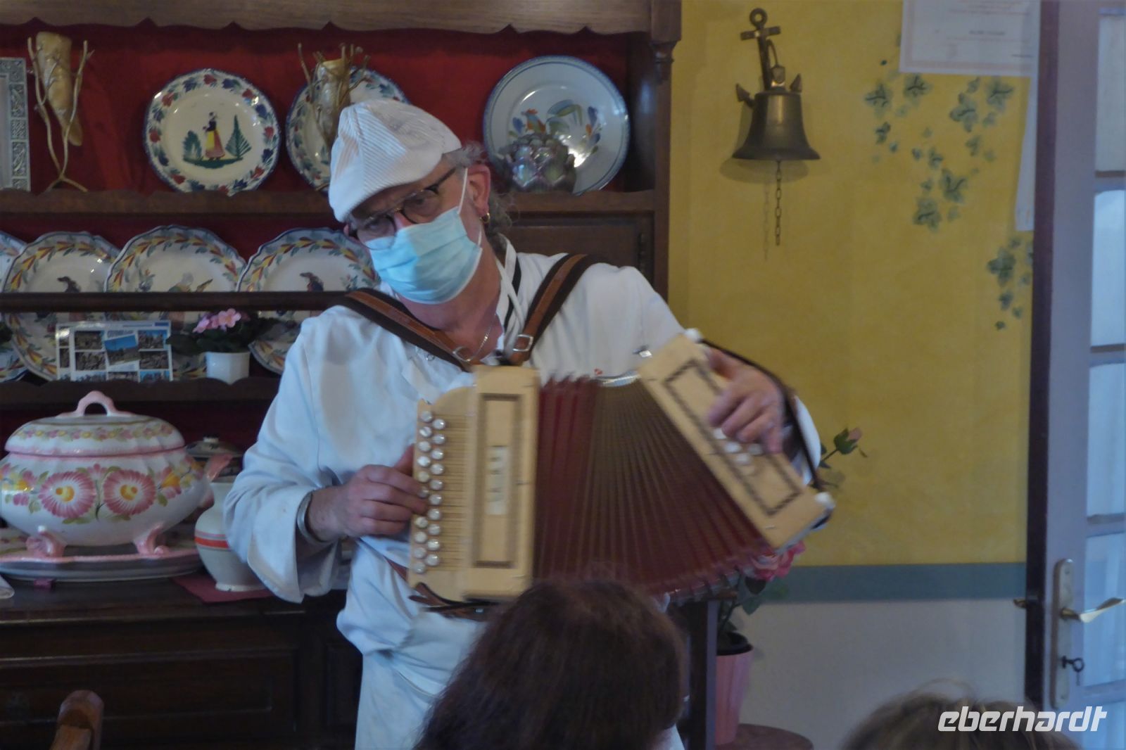 Tag 6 Guimiliau, In der Crêperie Ar Chupen