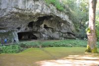 Eingang zum Höhlensystem La Sare