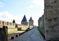 Rundgang mit Festungstürmen