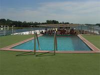 Swimmingpool an Deck