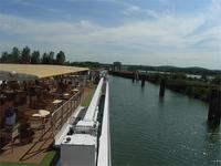 Einfahrt in eine Schleuse