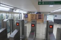 Paris Petit Tag 2  Erlebnis Métro  