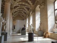 Licht und Schatten im Louvre