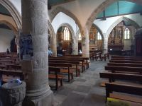 Inneres  der Dorfkirche von Guimiliau