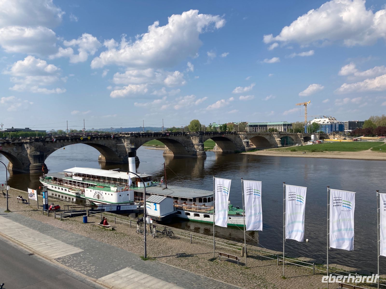 ...von der Elbe an die Seine!