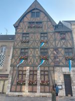 Radreise Frankreich: Loire -  Wohnhaus der Hlgn. Johanna in Orleans