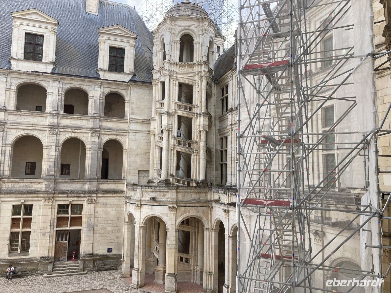 Chambord - ein Gerüst findet sich leider immer