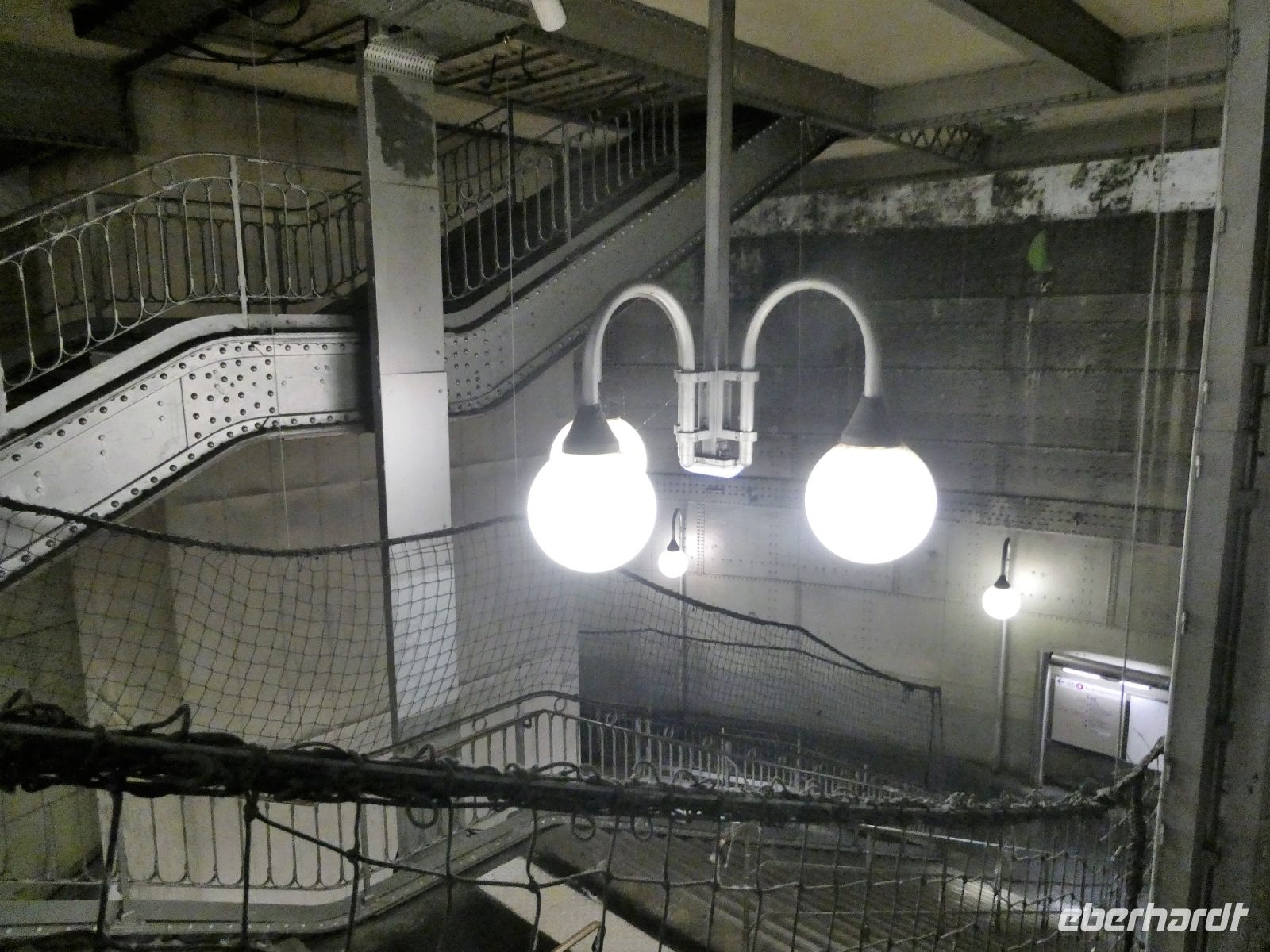 Metro-Bahnhof der M1