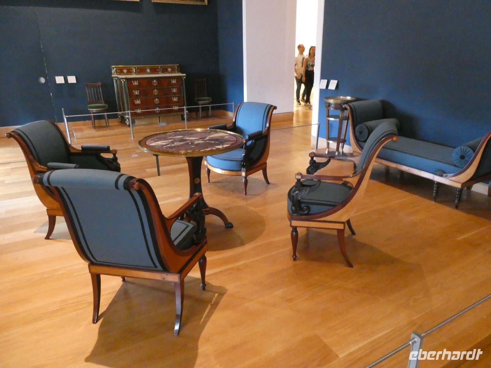 neuer Möbelstil des Empire