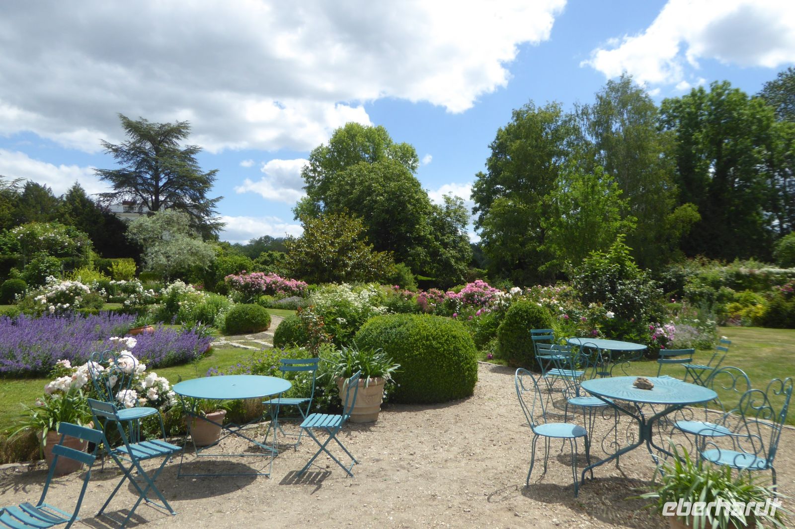 Tag 2 29.05.2022 Garten in Viels-Maison
